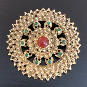 Vintage Circular Gold Toned Brooch